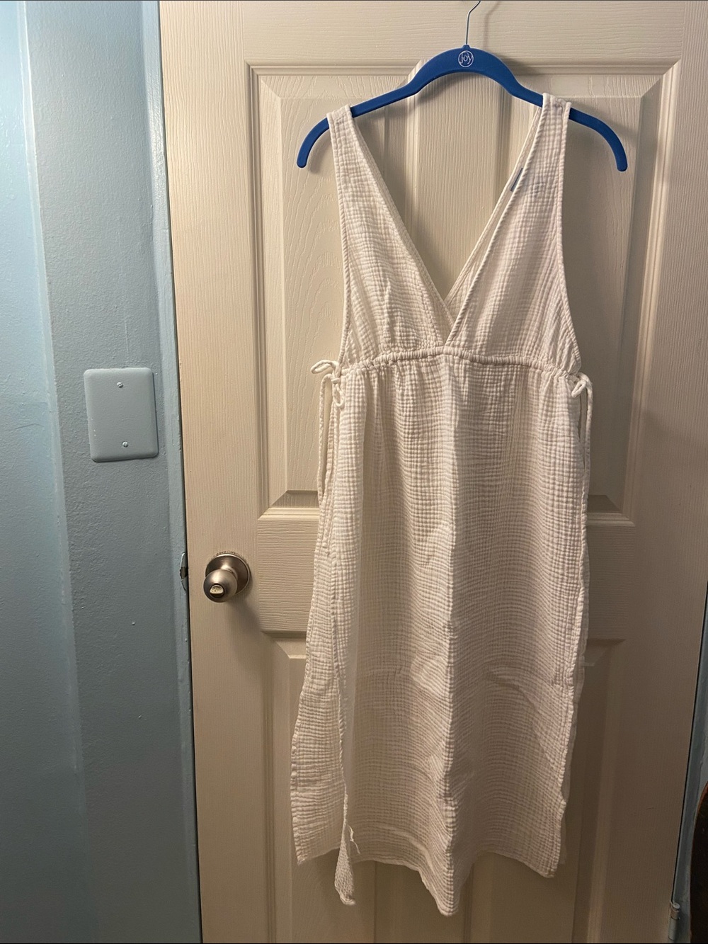 Shade & Shore Cream Gauze V-Neck Beach Cover Up Dress
